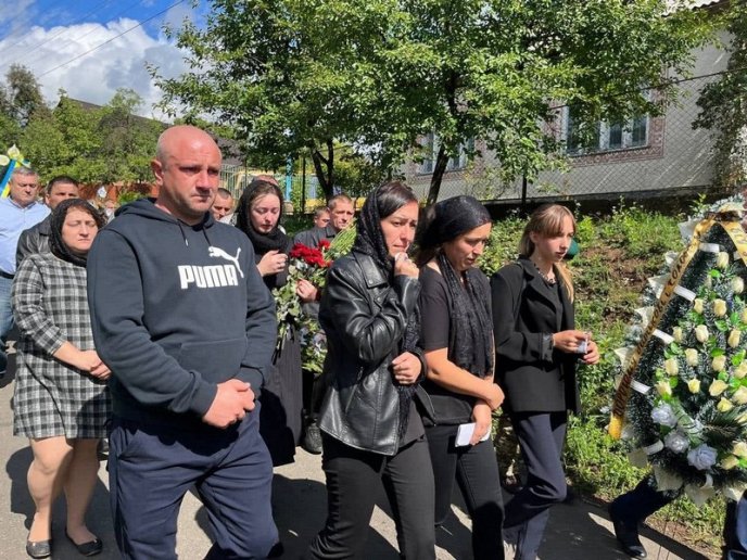 Сьогодні поховали 43-річного прикордонника, який загинув на війні – 02 Сьогодні поховали 43-річного прикордонника, який загинув на війні – 02