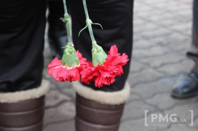 У Мукачеві вшанували пам’ять загиблих воїнів-інтернаціоналістів – 06