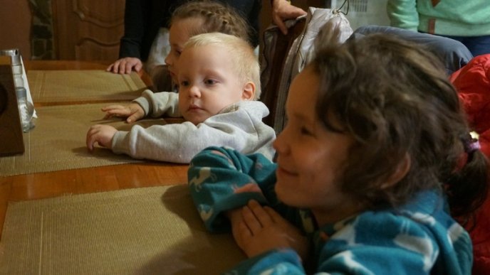 У Мукачеві зустріли дітей з сиротинців Дніпропетровщини – 02