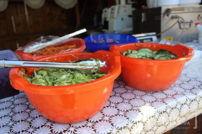 У Мукачеві розпочався фестиваль "Огинь і мнясо": асортимент та ціни – 28