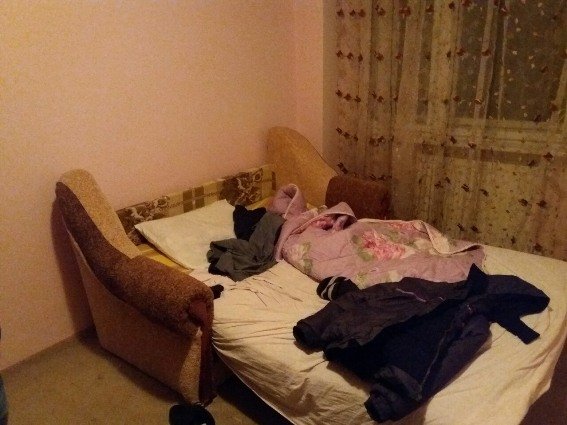 В Ужгороді у зйомній квартирі правоохоронці затримали 5-х нелегалів з В’єтнаму – 09