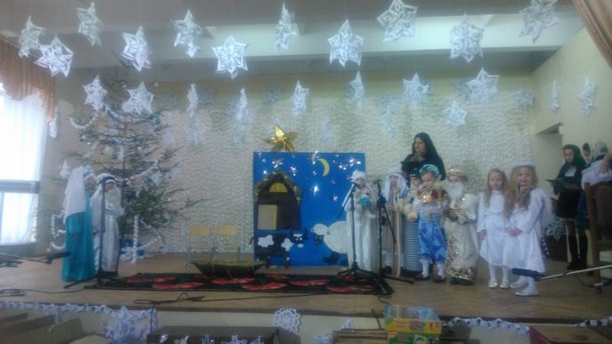 Діти з румунського регіону Тячівщини й Рахівщини змагались у конкурсі колядок – 03