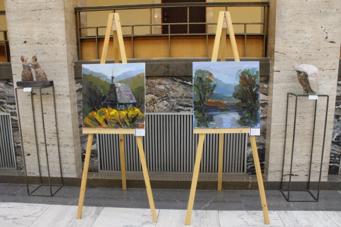 В Ужгороді відкрили виставку українсько-словацької кераміки та живопису – 11