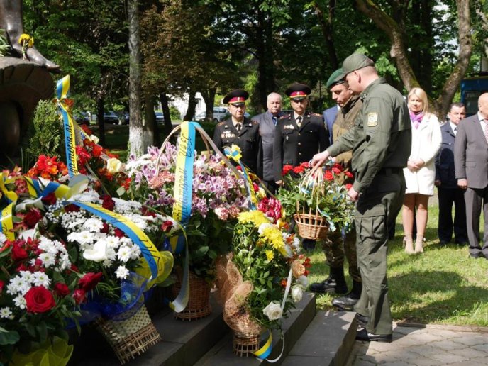 В Ужгороді вшанували 30-ту річницю Чорнобильської трагедії – 17