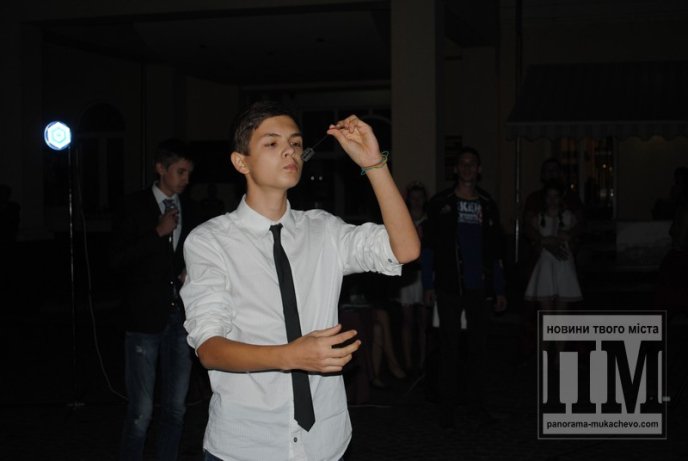 Театр вогню "Dragonfly" вже вдруге виступив у Мукачеві (ФОТОРЕПОРТАЖ) – 03