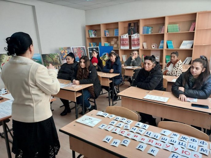 Нові «Ромські інтеграційні простори» на Закарпатті будуть розв’язувати виклики національної меншини та місцевої інтеграції – 06