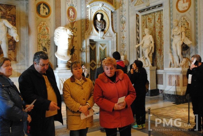 Пригоди українців в Італії – 75