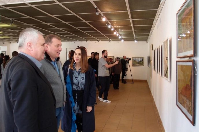 В Ужгороді представили добірку акварельних робіт українських та словацьких художників – 04