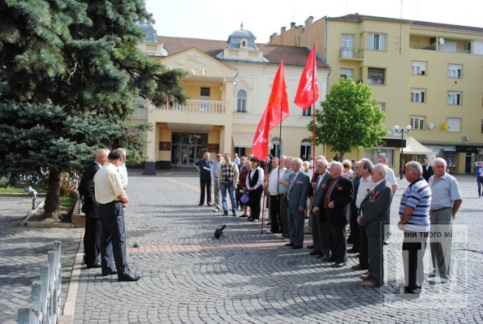 Мукачівські комуністи вийшли на традиційну першотравневу маніфестацію (ФОТО) – 08