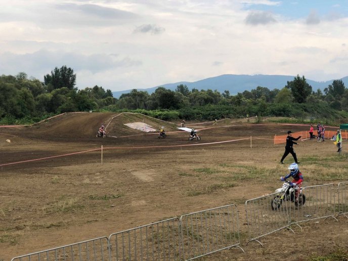 Як у Мукачеві проходив кубок міста з мотокросу – 01 Як у Мукачеві проходив кубок міста з мотокросу – 01