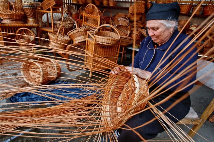На Закарпатті знаходиться столиця лозоплетіння: походження та її особливості – 02