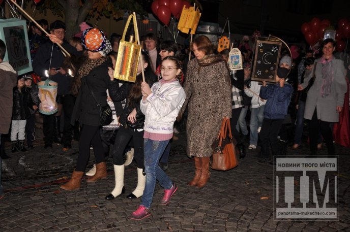 День Святого Мартина у Мукачеві: смачні наїдки, запашне вино і насичена культурна програма (ФОТО) – 35