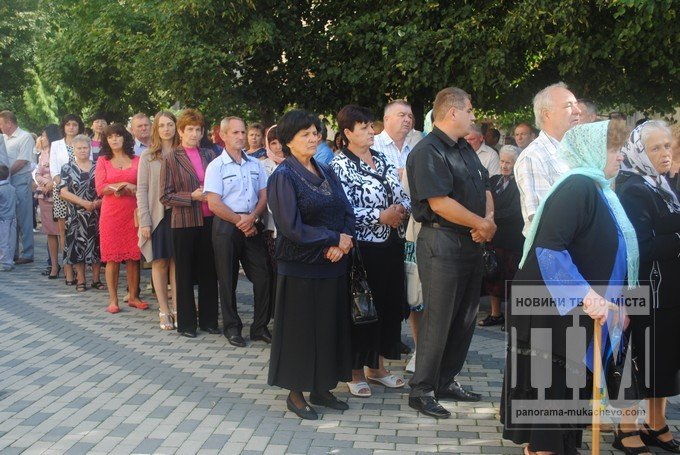 Греко-католики Мукачева відзначають свято Успіння Пресвятої Богородиці (ФОТО) – 14 Греко-католики Мукачева відзначають свято Успіння Пресвятої Богородиці (ФОТО) – 14