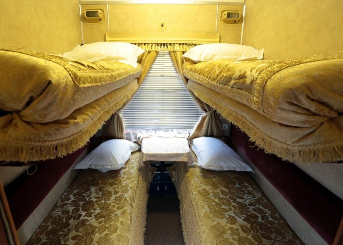 "Укрзалізниця" показала розкішні вагони, які обладнані ванною, кухнею, залою відпочинку і спальнею – 14