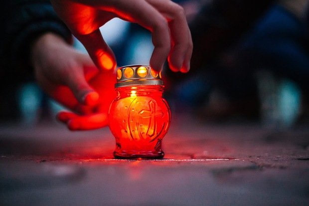 Ужгородці відзначили День боротьби зі СНІДом (ФОТО) – 03