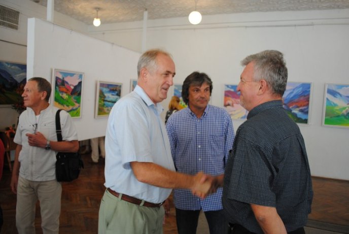 Олег Гарагонич відкрив власну персональну виставку (ФОТОРЕПОРТАЖ) – 01