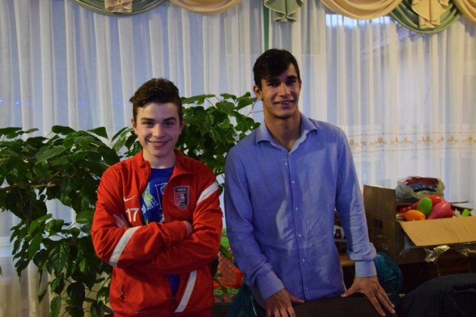 Подарували дітям радість – 30