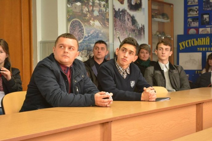 Учнівська молодь Закарпаття зібралась на обласну краєзнавчу конференцію – 05