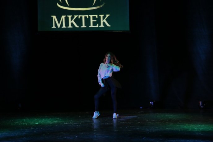 У Мукачеві визначили володарку титулу конкурсу краси "Міс МКТЕК 2018" – 13