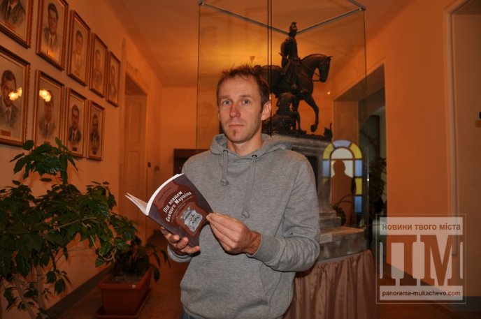 У мукачівській Ратуші презентували скульптуру Святого Мартина (ФОТО) – 05