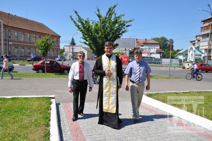 У Мукачеві відбулася панахида, приурочена річниці перепоховання Тараса Шевченка (ФОТО) – 08