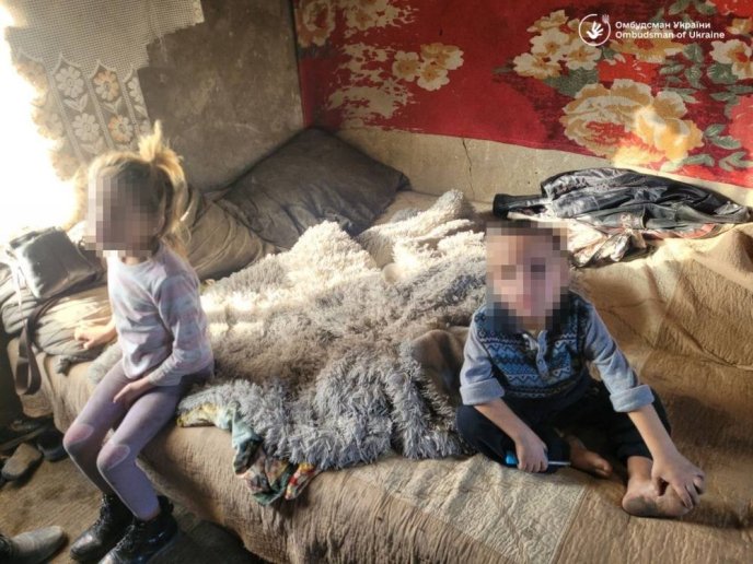 На Закарпатті померла однорічна дівчинка. Судитимуть маму дитини – 01 Фото — Представництво Уповноваженого ВРУ з прав людини в Закарпатській області