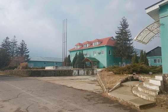 На Закарпатті поліція викрила корупційну схему на мільйони доларів: місцеве підприємство вивело гроші в офшори – 02