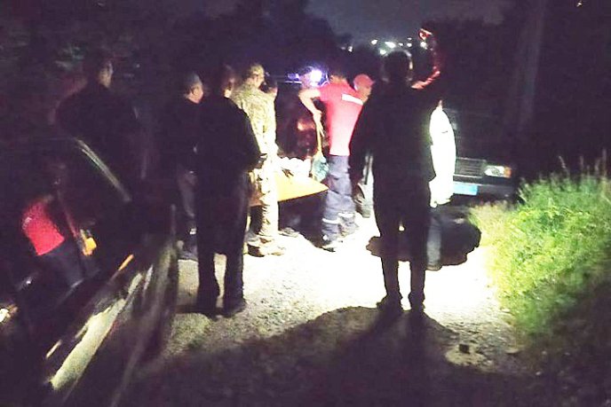У лісі знайшли знесилену жінку – 02 У лісі знайшли знесилену жінку – 02
