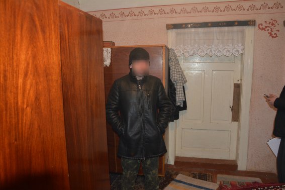 На Великоберезнянщині розлючений нетверезий онук забив свою рідну бабусю до смерті – 05