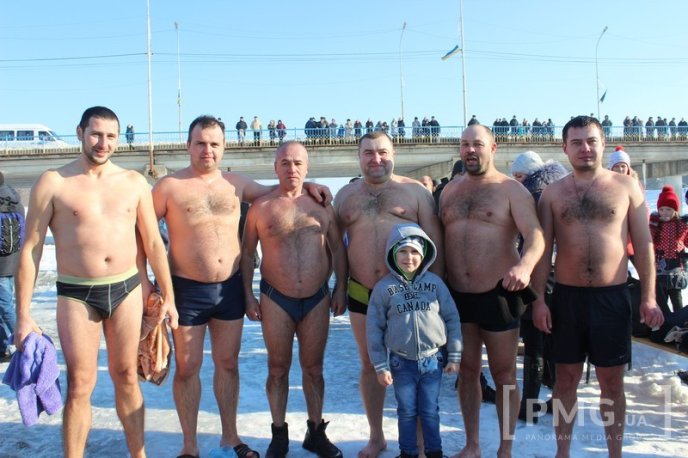 Владика Феодор освятив у Мукачеві воду в річці Латориця – 24