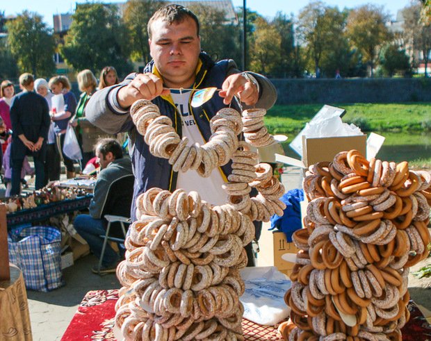 Ужгород відзначає День міста (ФОТОФАКТ) – 03 Ужгород відзначає День міста (ФОТОФАКТ) – 03