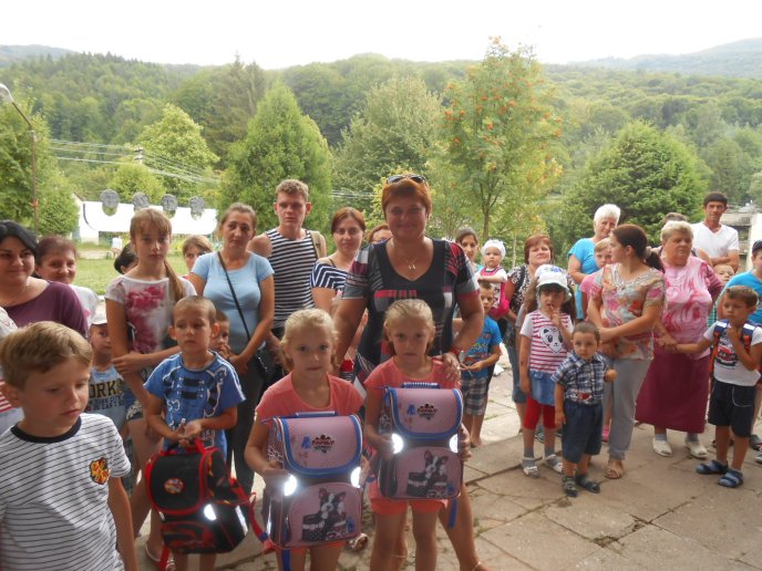 Школярі Рахівщини готові до нового навчального року – 04