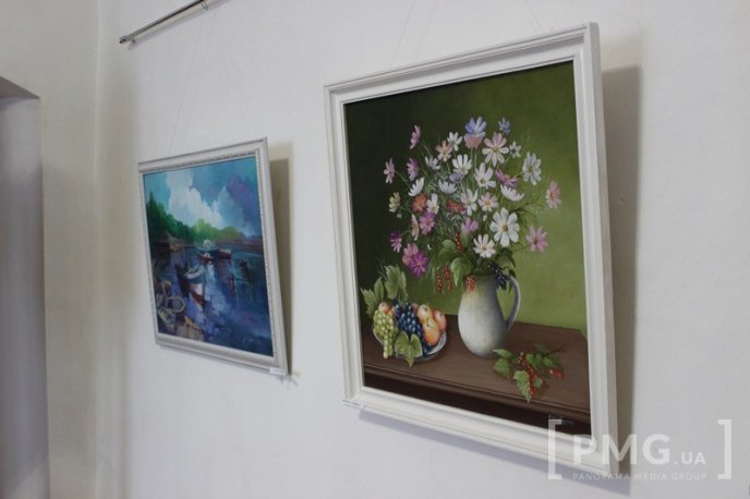 У замку "Паланок" відкрили виставку робіт художнього об’єднання "Райдуга" – 04
