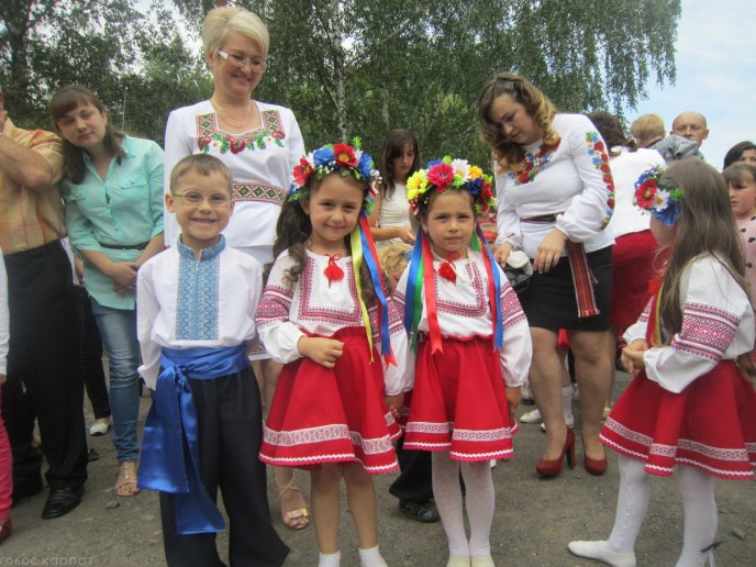 Аґрусове село на Виноградівщині грандіозно відзначило свій день  – 05