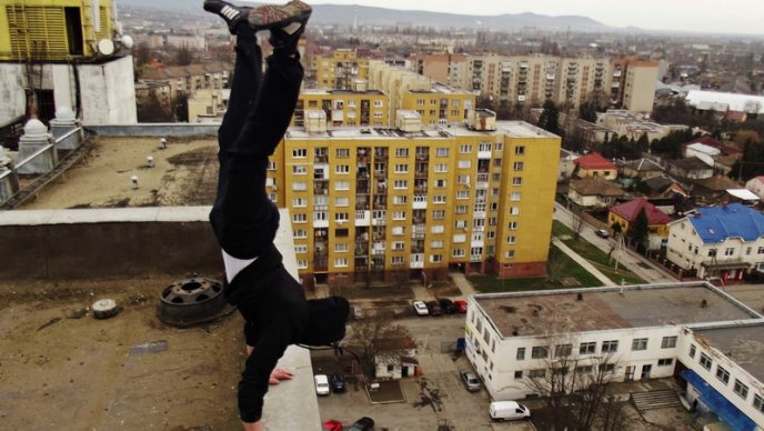 Карколомні трюки закарпатського руфера: на межі можливого – 16