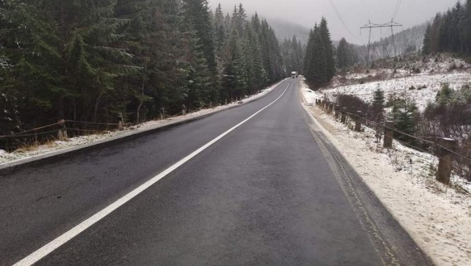 Міжгірщину засипало снігом – 04