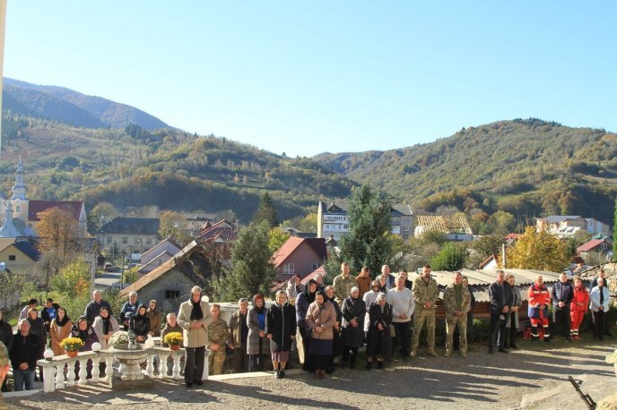 На Хустщині попрощалися із молодим Героєм – 01