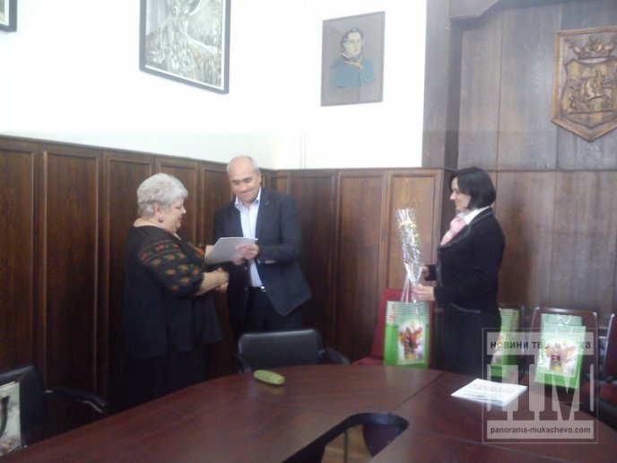 Мукачівські бібліотекарі відзначили своє професійне свято (ФОТО) – 06