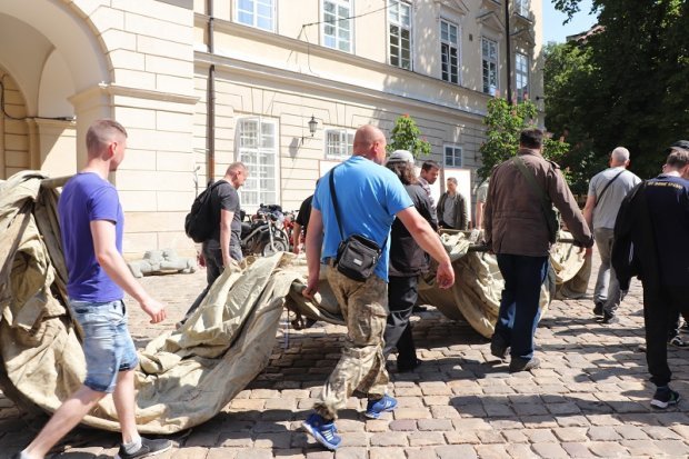 У Львові вимагають відставки Садового – 04