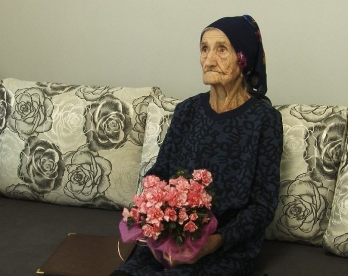 На Мукачівщині жінка відзначила 100 років  – 01 На Мукачівщині жінка відзначила 100 років  – 01