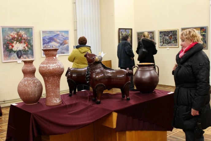 Угорські художники Закарпаття відзначили ювілей виставкою – 07