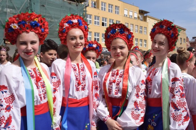 На площі Театральній в Ужгороді відбувся цікавий захід – 09