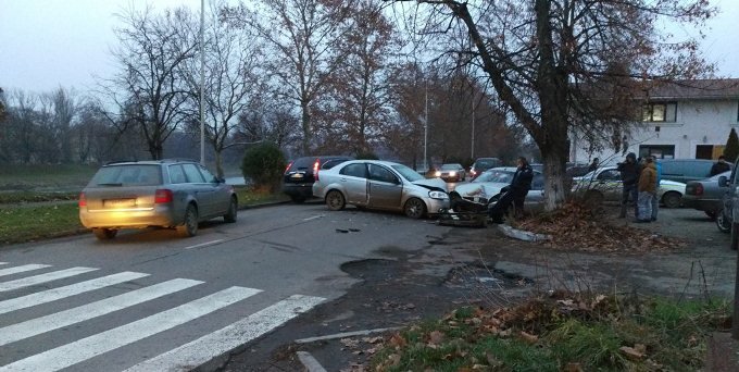 Неподалік "Венеції" в Ужгороді сталась ДТП – 01