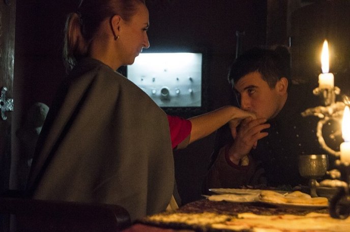 Хлопець влаштував своїй коханій у замку "Сент-Міклош" в Чинадієві справжній фільм-екшн. Опісля освідчився – 02