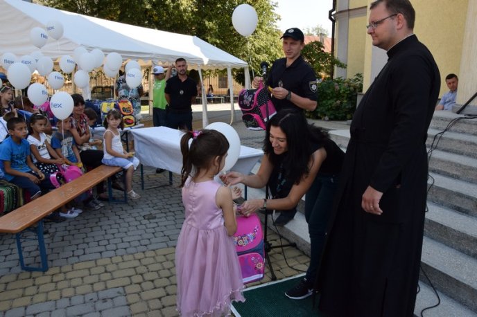 Соціальна підтримка від Flex для першачків – 03