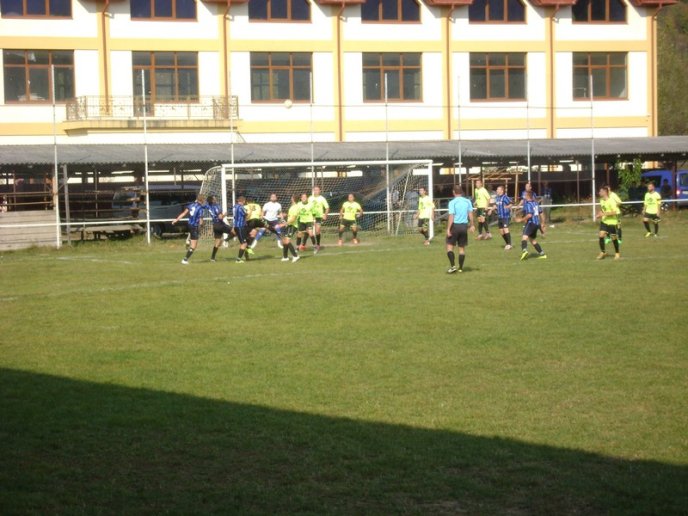 На Тячівщині та Рахівщині пройшли чергові матчі районної та обласної першостей з футболу – 06