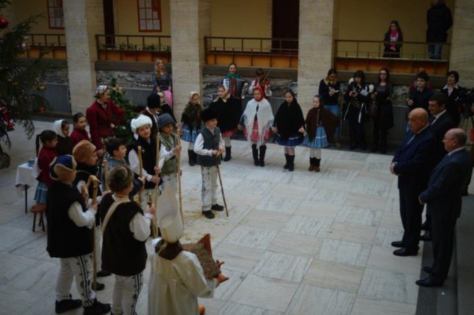 До Ужгорода з колядою завітали словацькі школярі – 05 До Ужгорода з колядою завітали словацькі школярі – 05