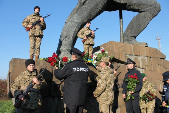 На Закарпатті урочисто відзначають День визволення України та краю від німецько-фашистських загарбників – 01