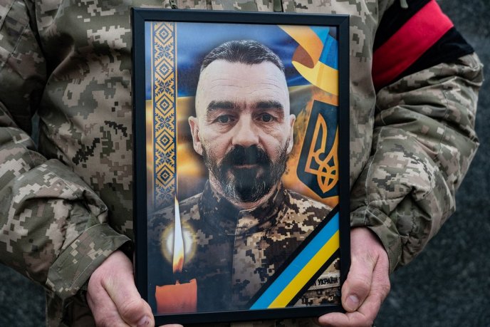 В області поховали Героя, який захищав Україну з 2014 року – 02 В області поховали Героя, який захищав Україну з 2014 року – 02