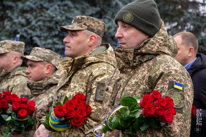 Закарпатські гвардійці вшанували воїнів, які загинули під час відсічі російської збройної агресії – 01 Закарпатські гвардійці вшанували воїнів, які загинули під час відсічі російської збройної агресії – 01